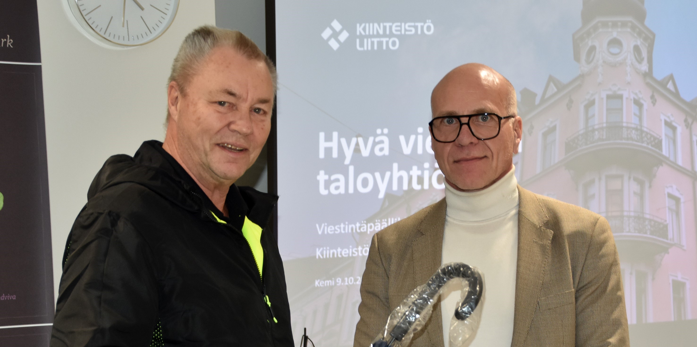 Kiinteistöliitto Meri-Lappi palkitsi diplomeilla taloyhtiövaikuttajia